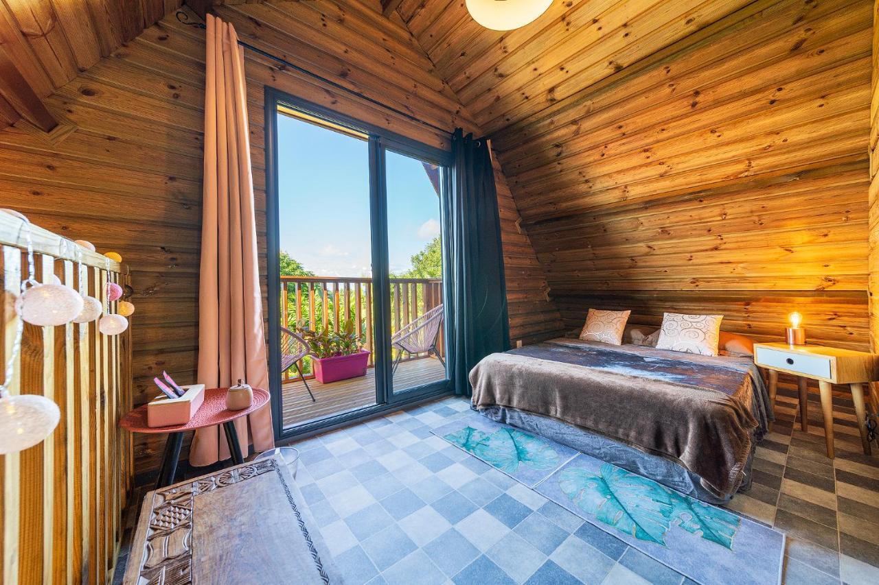 Charmant Chalet Avec Jacuzzi, L'Ile O Vert Saint-Philippe Εξωτερικό φωτογραφία
