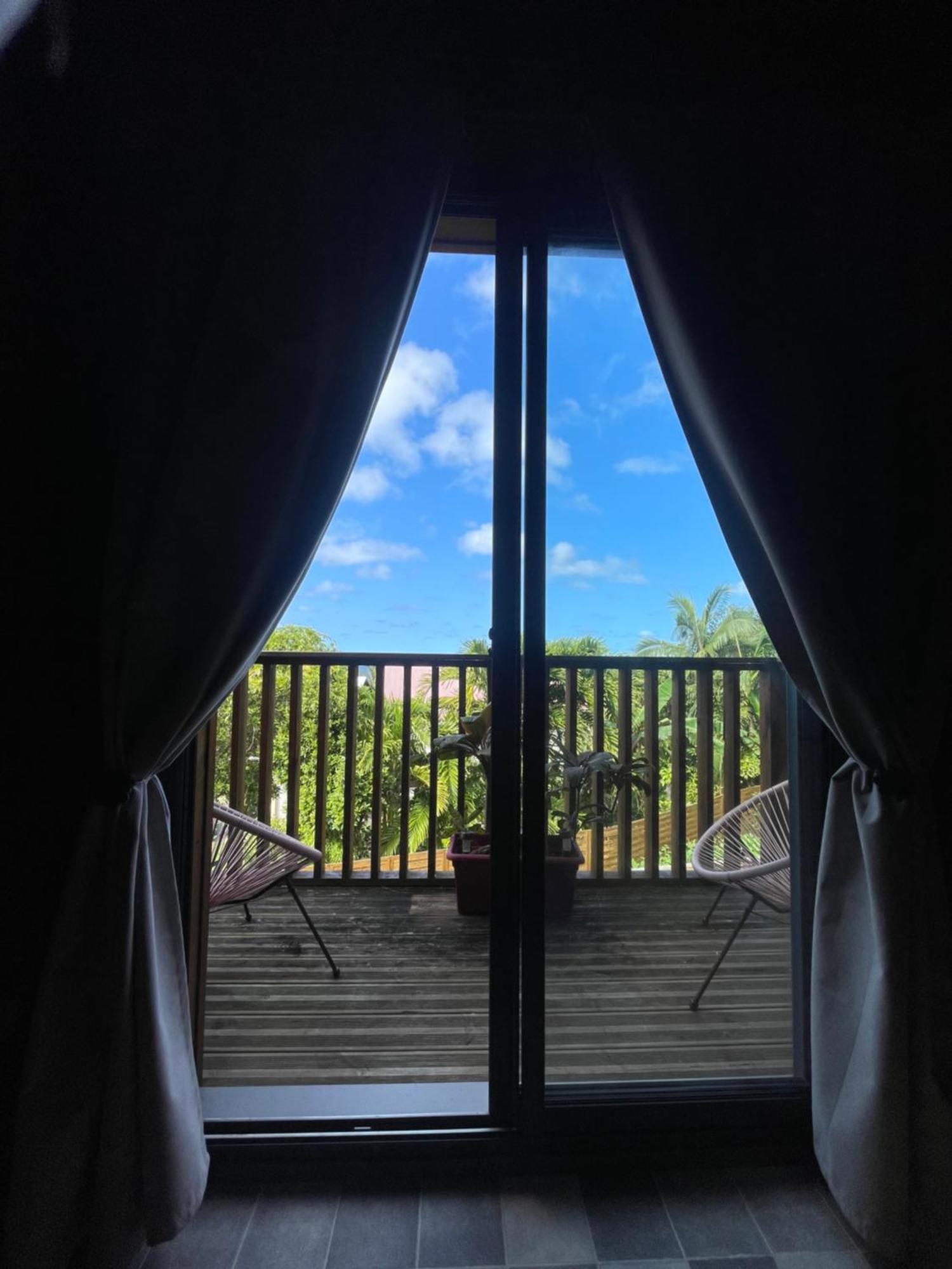 Charmant Chalet Avec Jacuzzi, L'Ile O Vert Saint-Philippe Εξωτερικό φωτογραφία